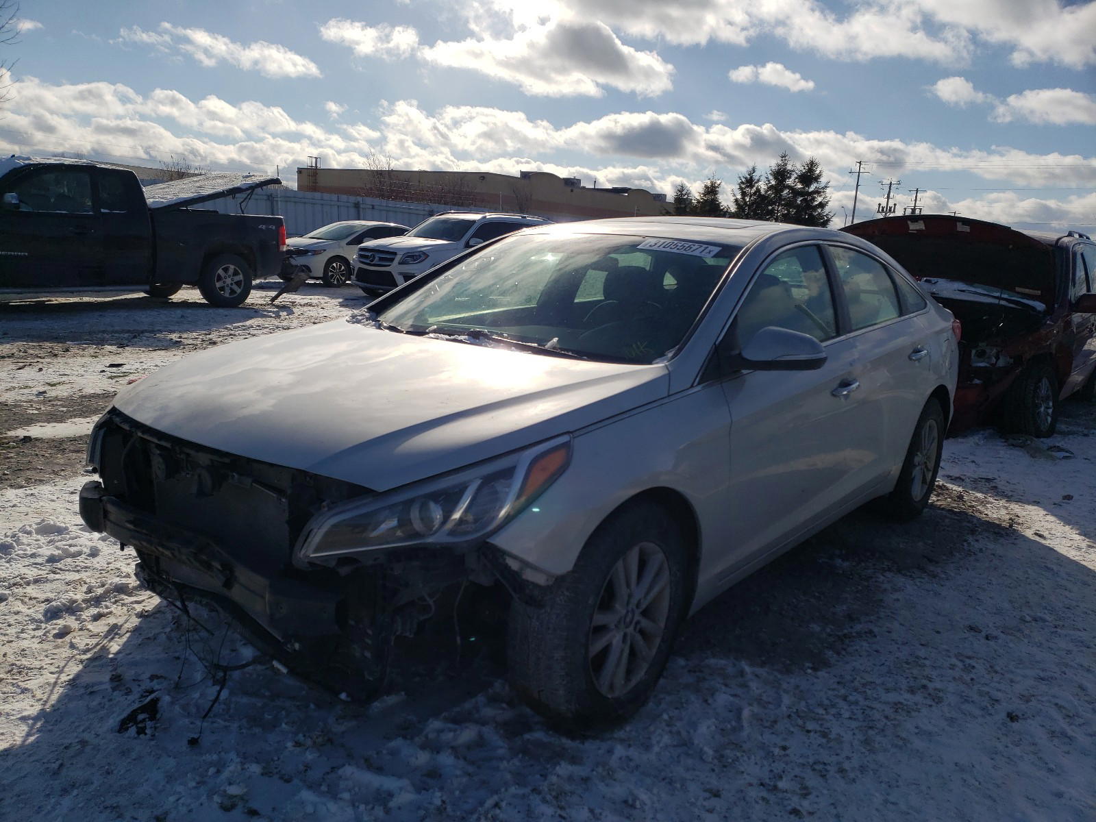 Photo 2 from auction – 2017 HYUNDAI SONATA SE with VIN 5NPE24AF4HH461663