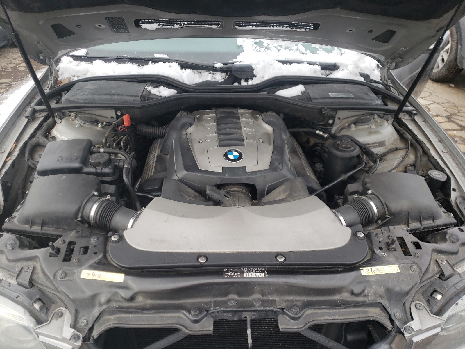 Photo 7 from auction – 2007 BMW 750I with VIN WBAHL83537DT07808