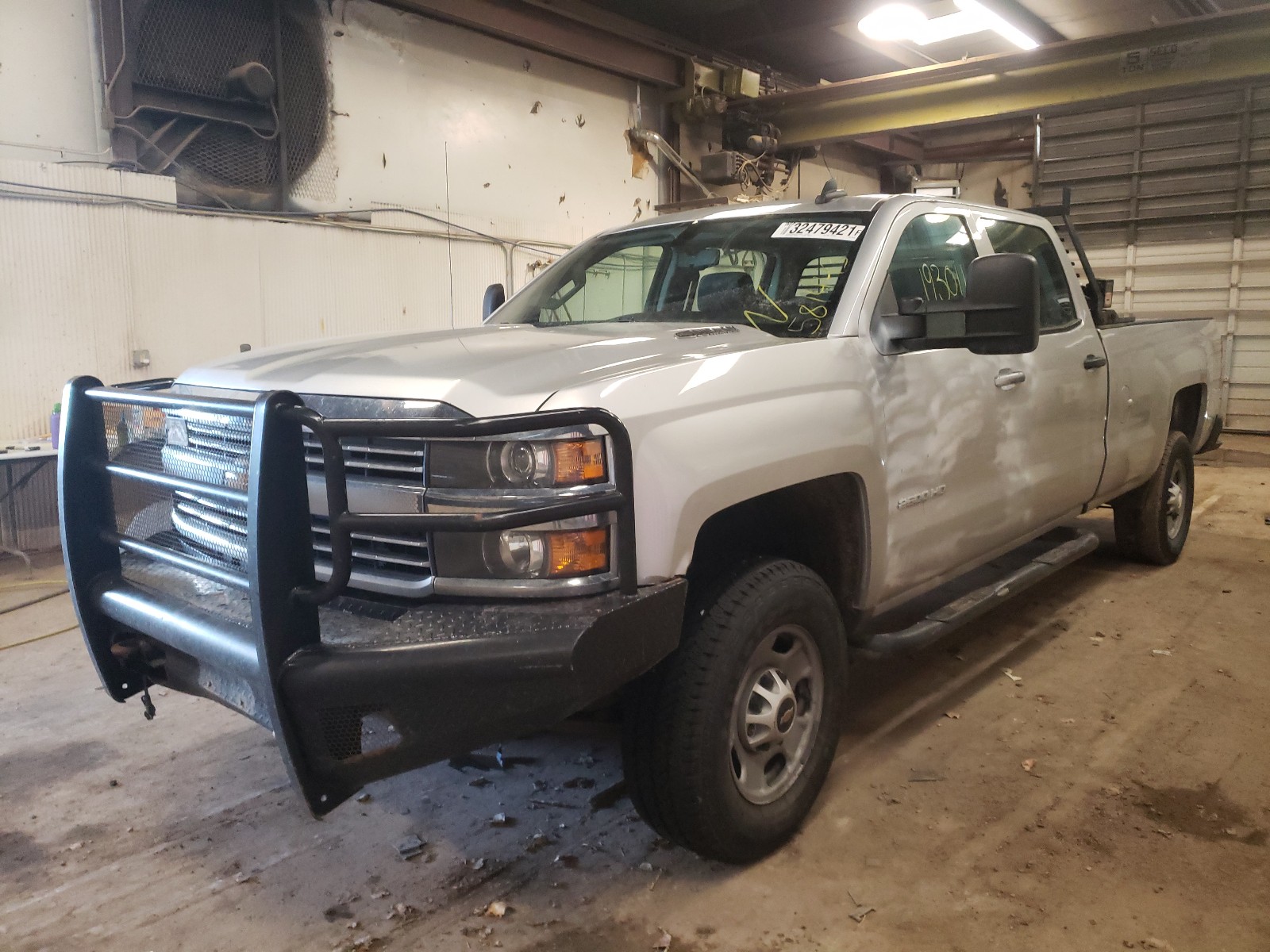 Photo 2 from auction – 2015 CHEVROLET SILVERADO with VIN 1GC1KUE87FF581443