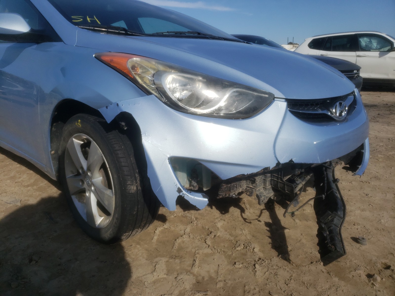 Photo 9 from auction – 2011 HYUNDAI ELANTRA GL with VIN KMHDH4AE3BU098167