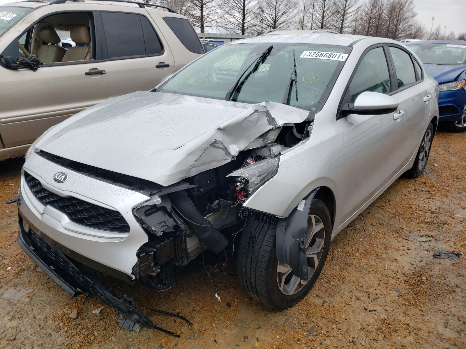 Photo 2 from auction – 2019 KIA FORTE FE with VIN 3KPF24AD1KE113415