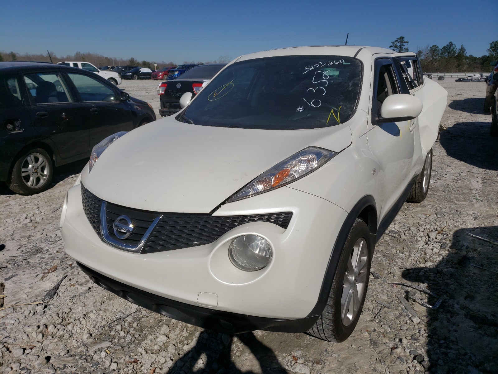 Photo 2 from auction – 2013 NISSAN JUKE S with VIN JN8AF5MR0DT216352