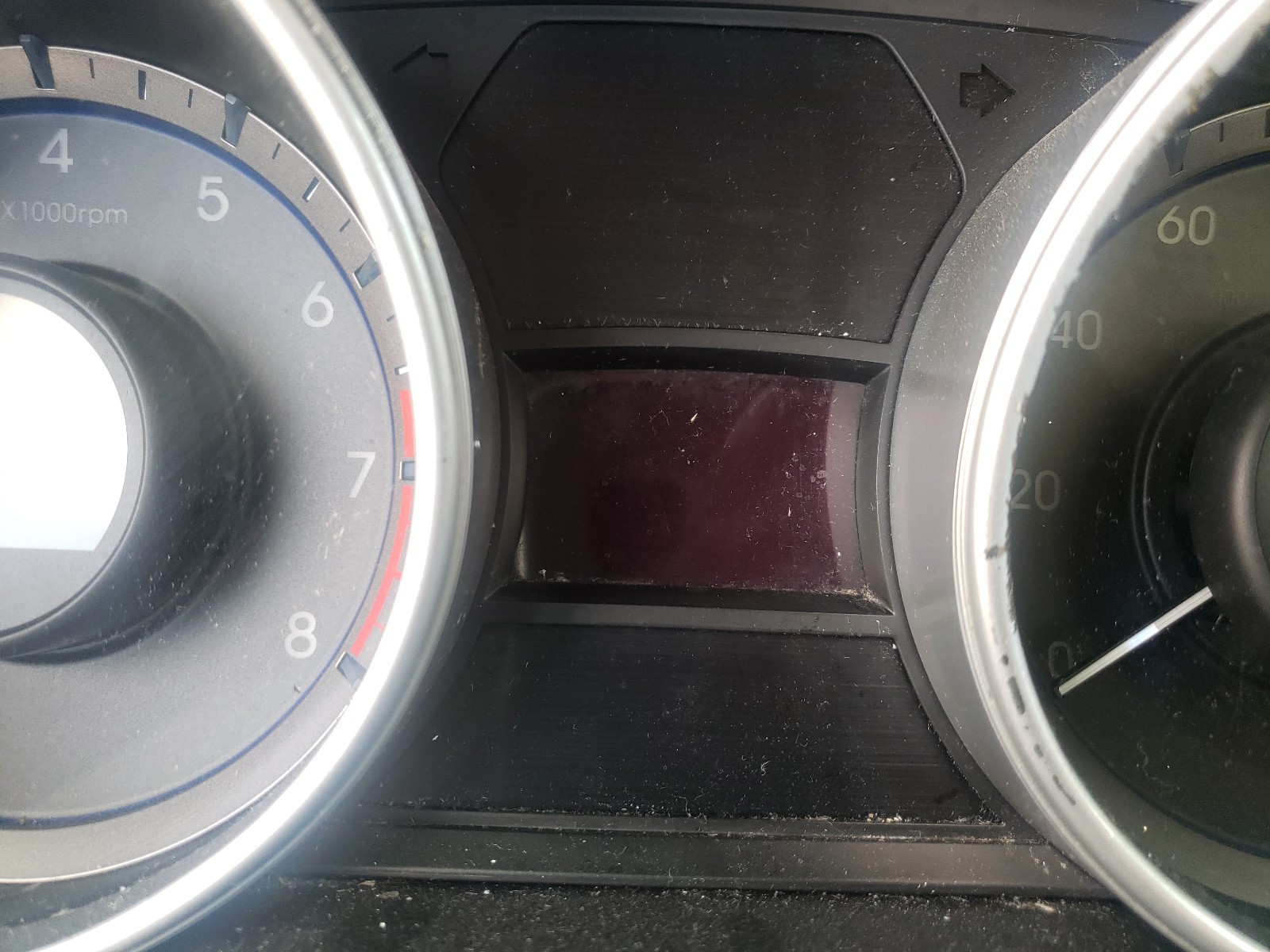 Photo 8 from auction – 2011 HYUNDAI SONATA GLS with VIN 5NPEB4AC3BH170231