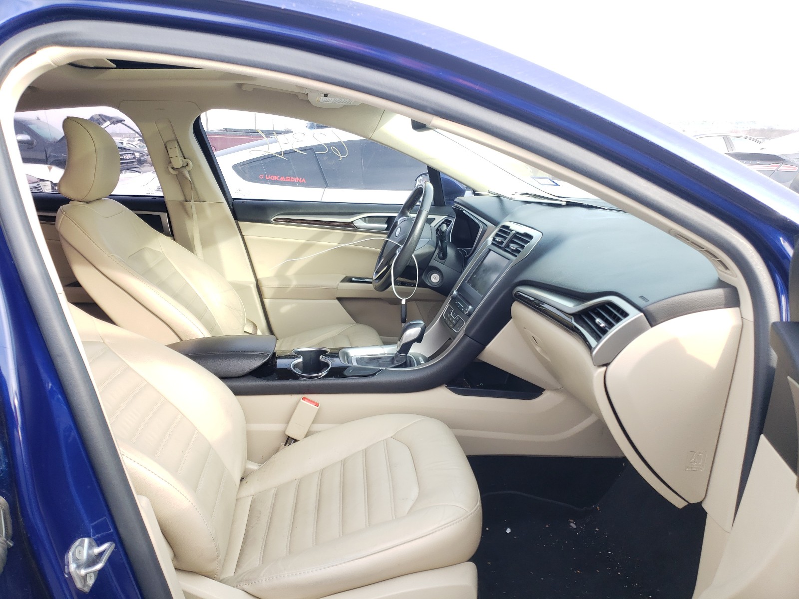 Photo 5 from auction – 2016 FORD FUSION SE with VIN 1FA6P0HD8G5122220