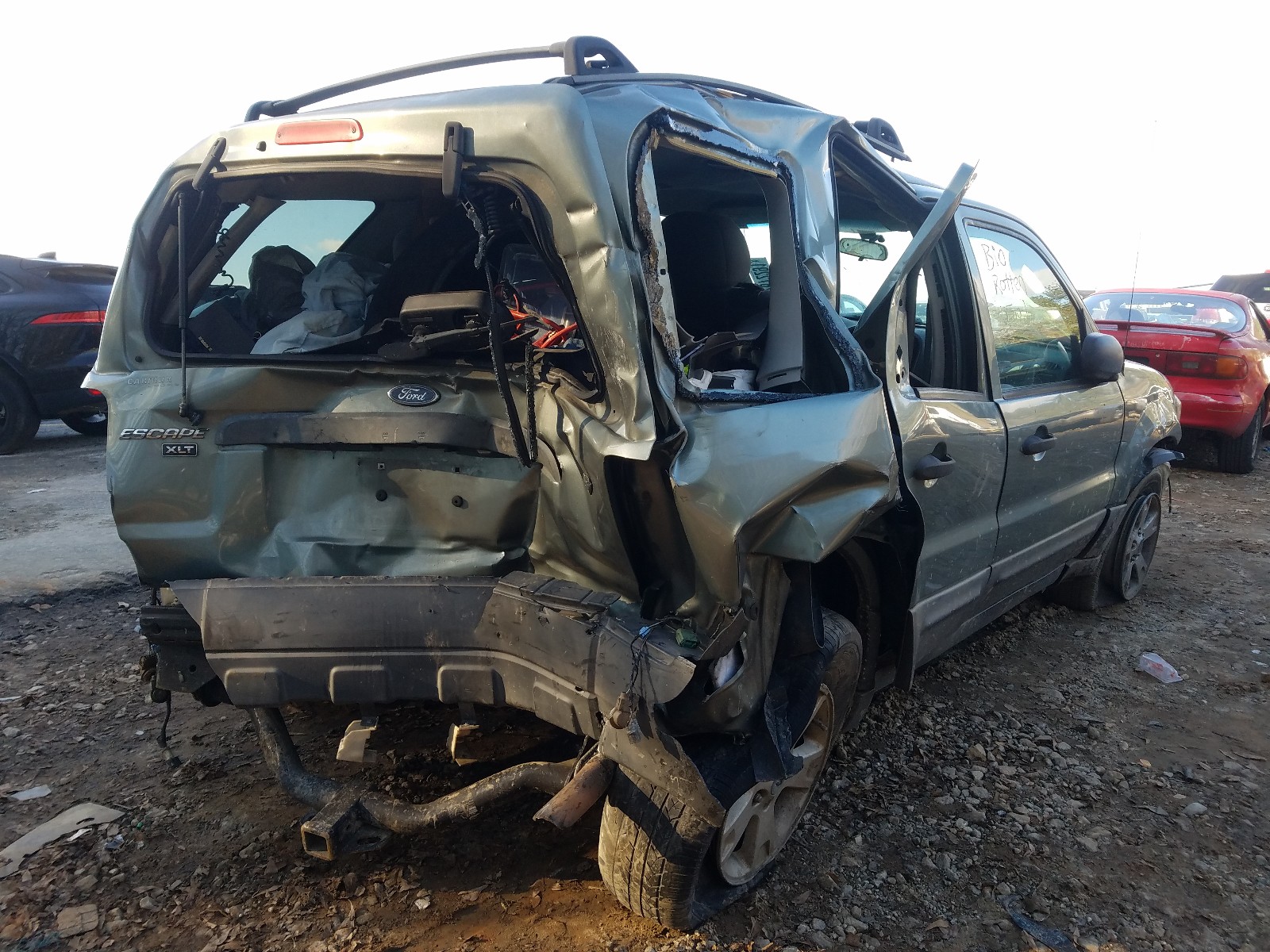 Photo 4 from auction – 2006 FORD ESCAPE XLT with VIN 1FMYU93136KA71525
