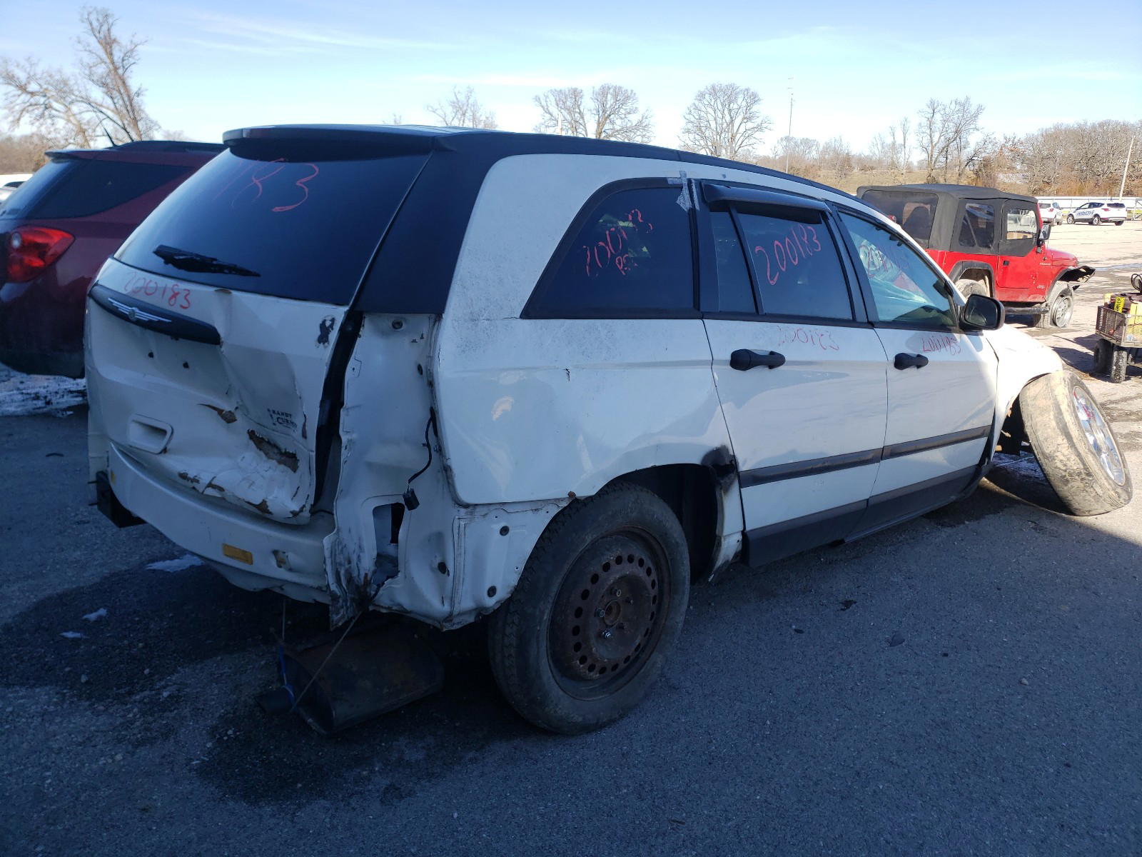 Photo 4 from auction – 2005 CHRYSLER PACIFICA with VIN 2C4GM48L75R487963