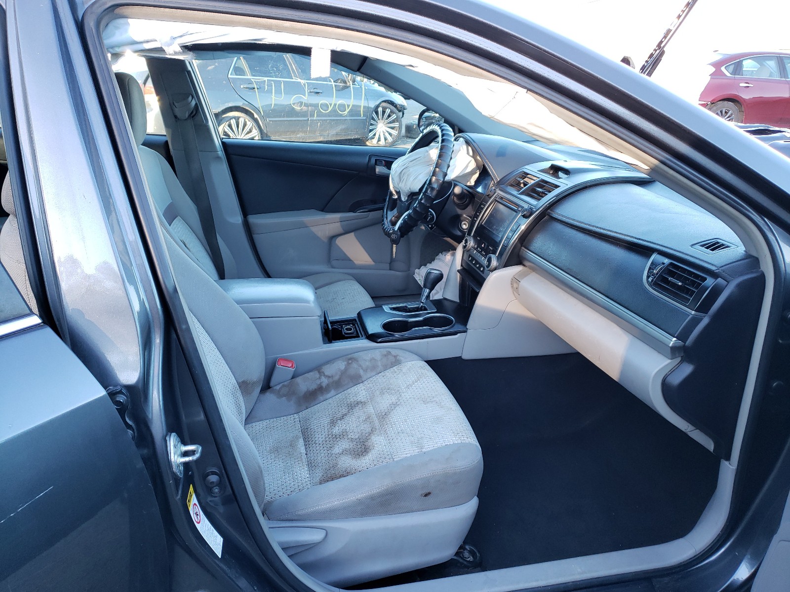 Photo 5 from auction – 2013 TOYOTA CAMRY L with VIN 4T4BF1FK8DR283575