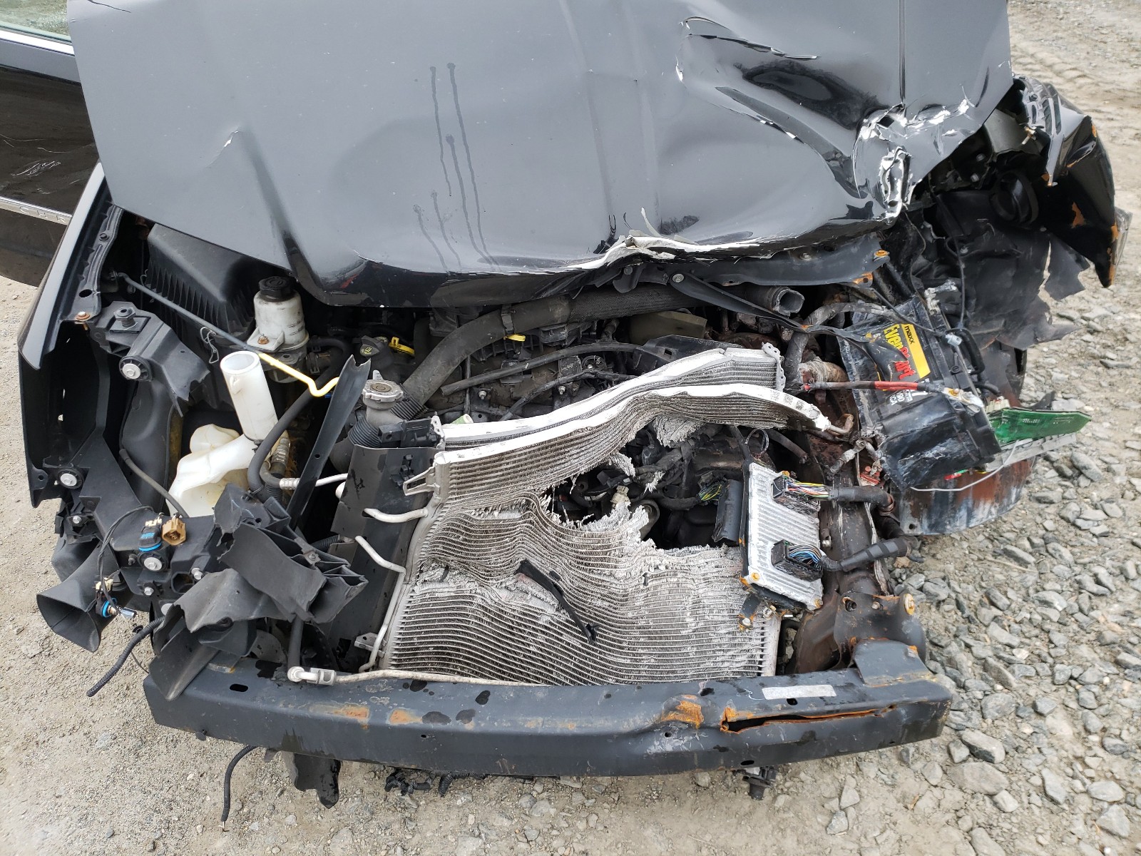 Photo 7 from auction – 2014 CHRYSLER TOWN & COU with VIN 2C4RC1BG2ER377716