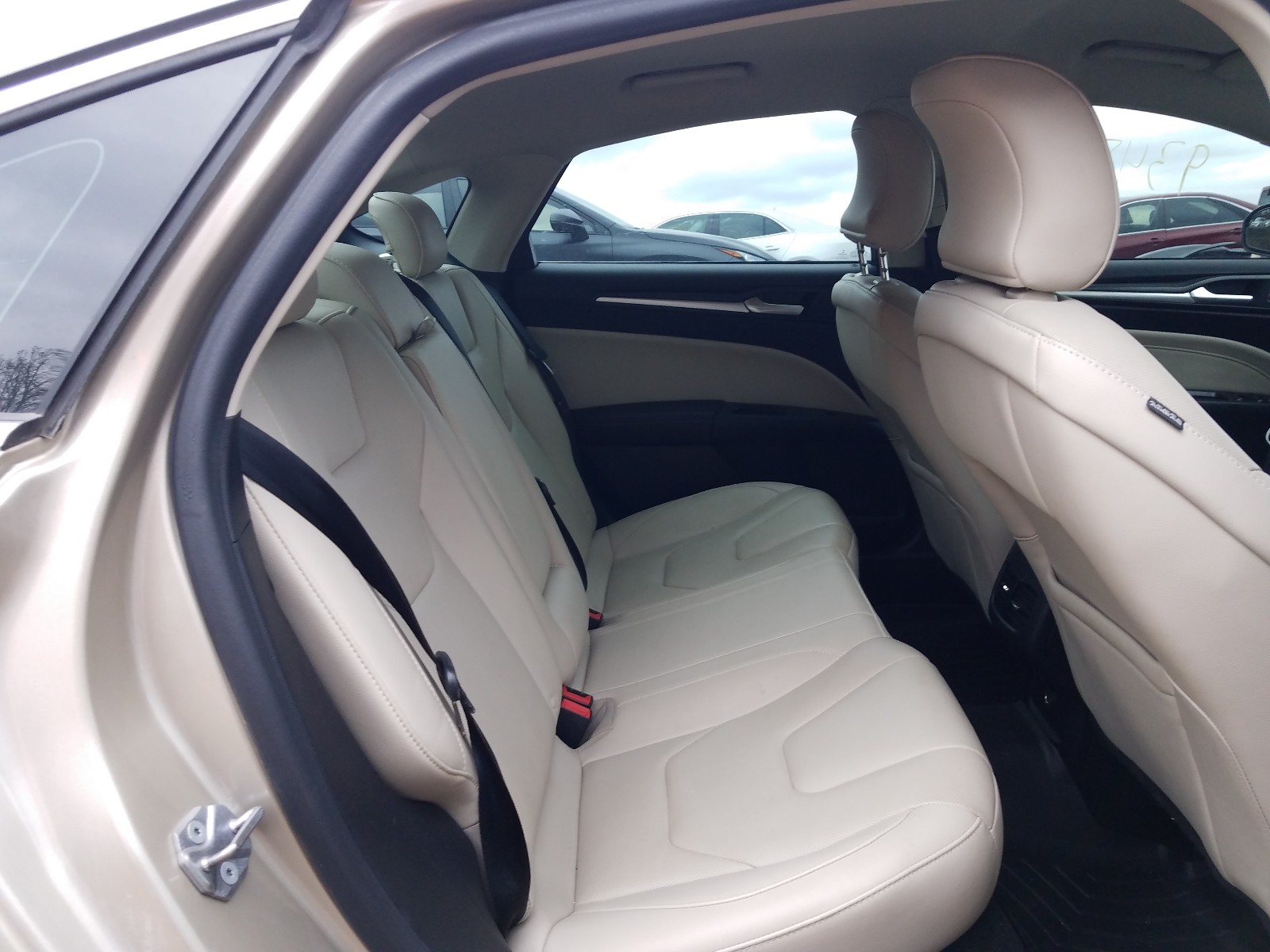 Photo 6 from auction – 2018 FORD FUSION TIT with VIN 3FA6P0D90JR146131