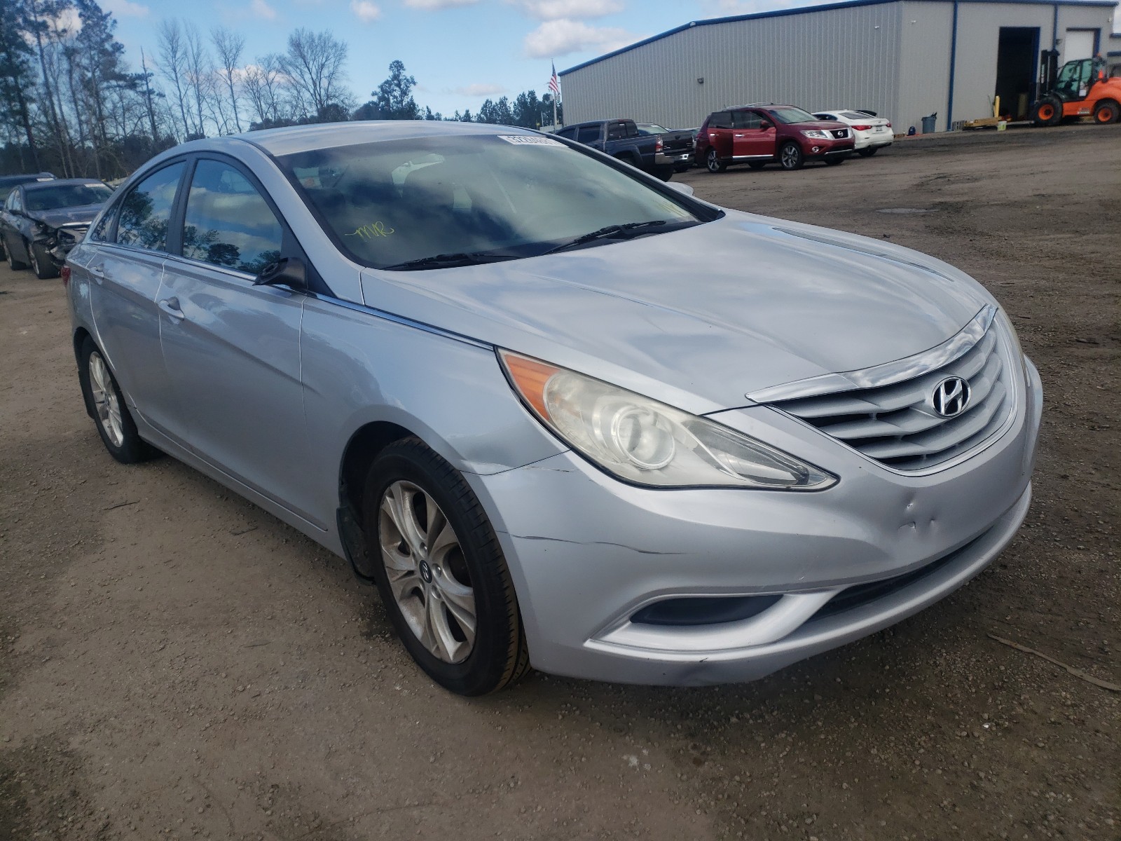HYUNDAI SONATA GLS 2011 with VIN 5NPEB4AC3BH170231 - Photo from auction