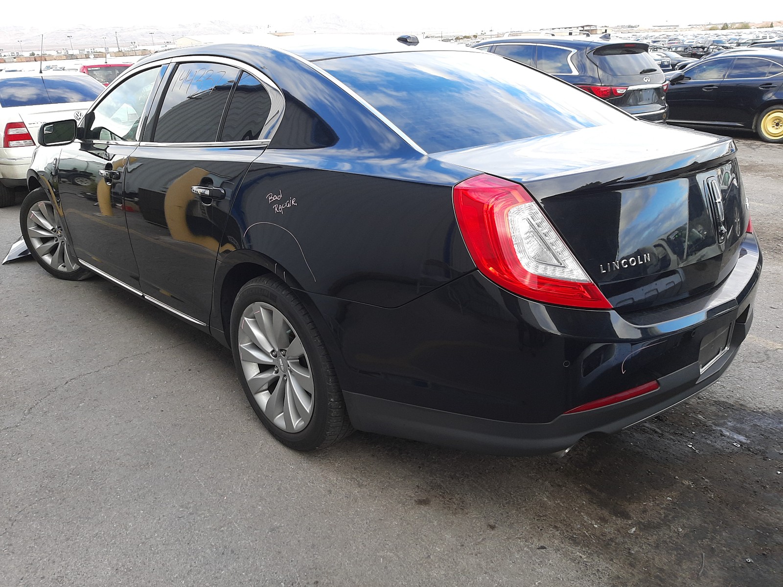 Photo 3 from auction – 2014 LINCOLN MKS with VIN 1LNHL9DKXEG608158