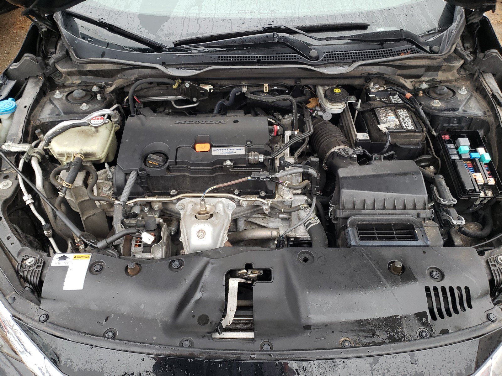 Photo 7 from auction – 2016 HONDA CIVIC with VIN 19XFC2F51GE029119