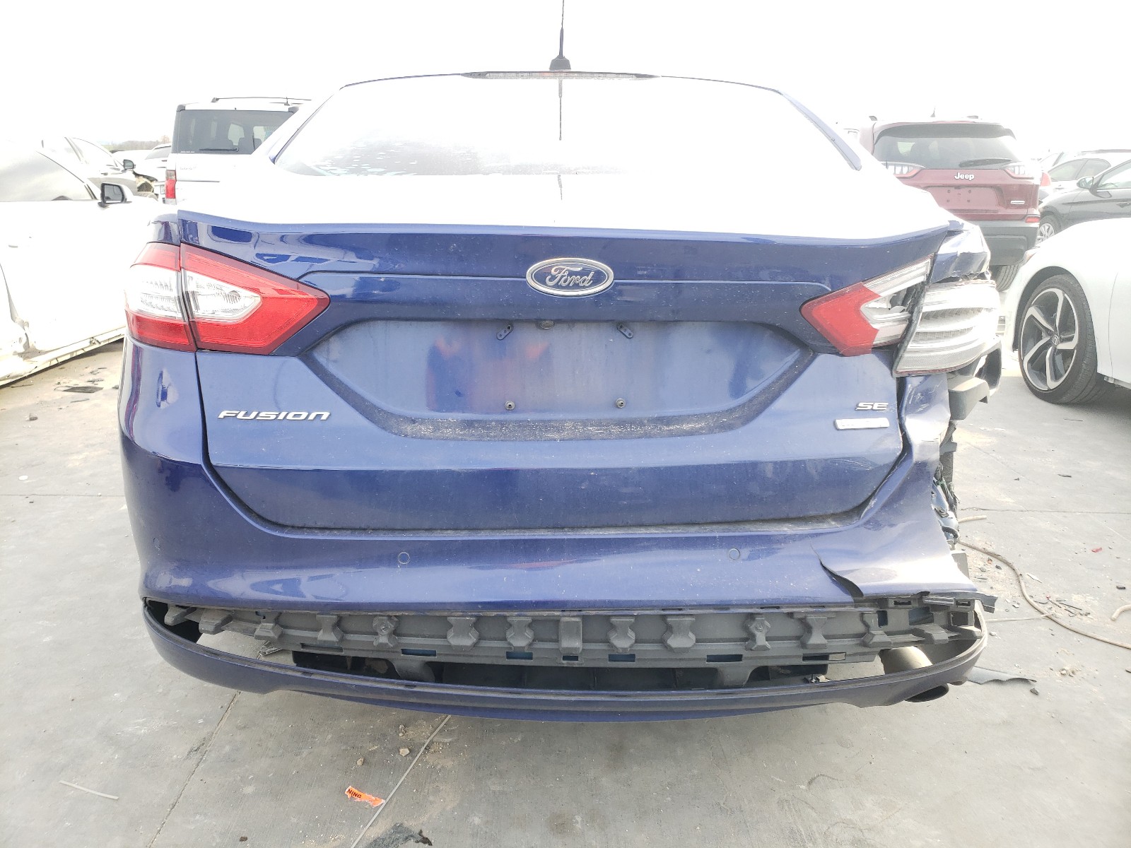 Photo 9 from auction – 2016 FORD FUSION SE with VIN 1FA6P0HD8G5122220