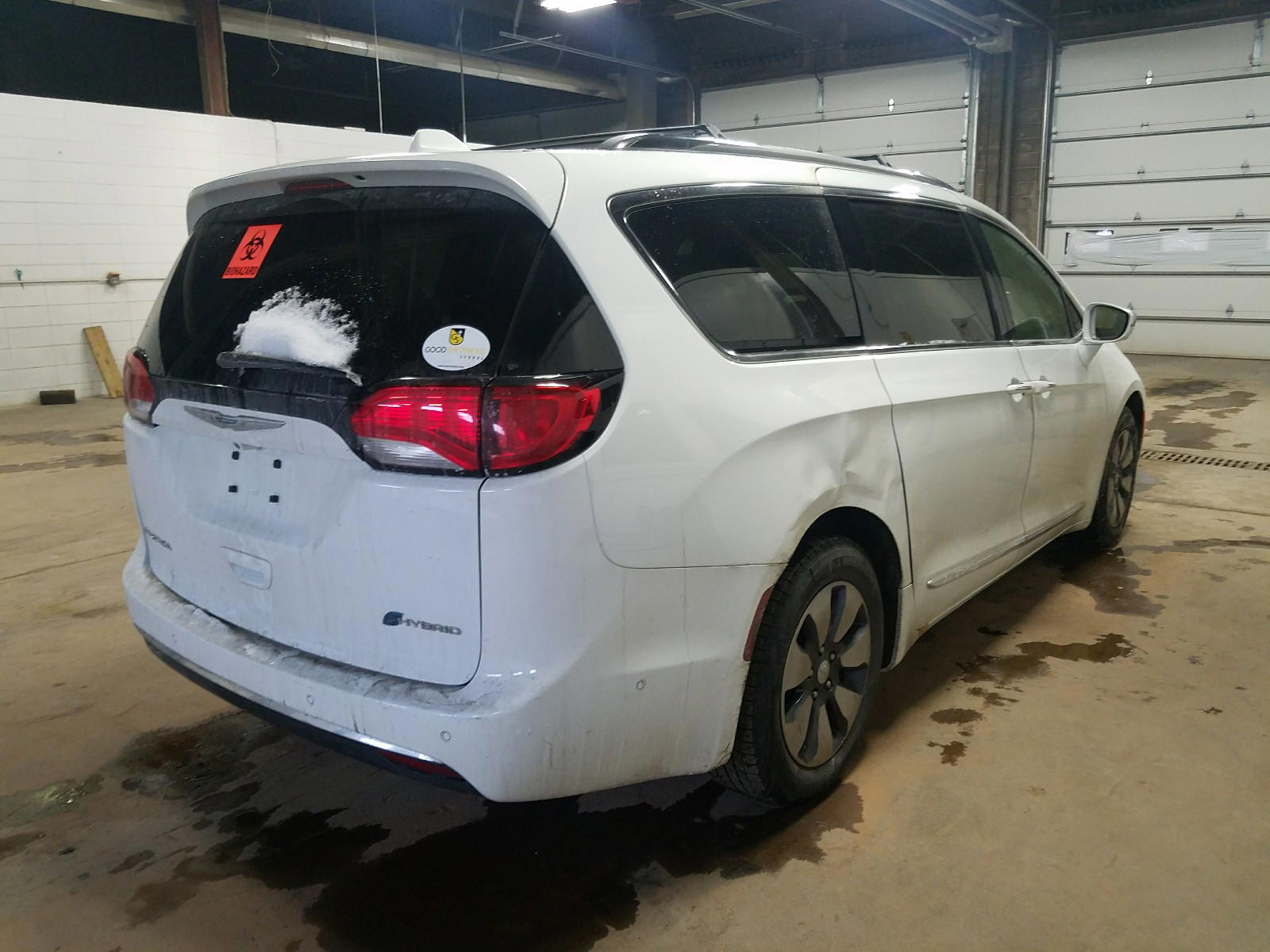 Photo 4 from auction – 2018 CHRYSLER PACIFICA H with VIN 2C4RC1N7XJR167385