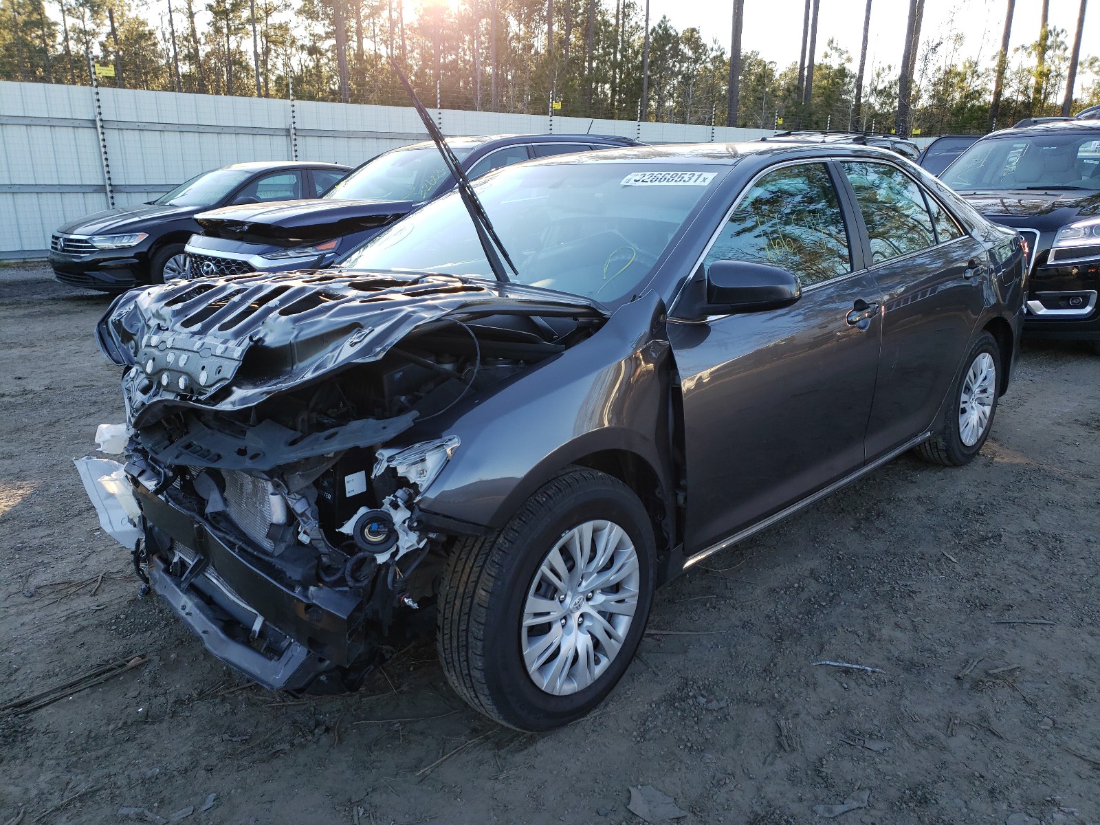 Photo 2 from auction – 2013 TOYOTA CAMRY L with VIN 4T4BF1FK8DR283575