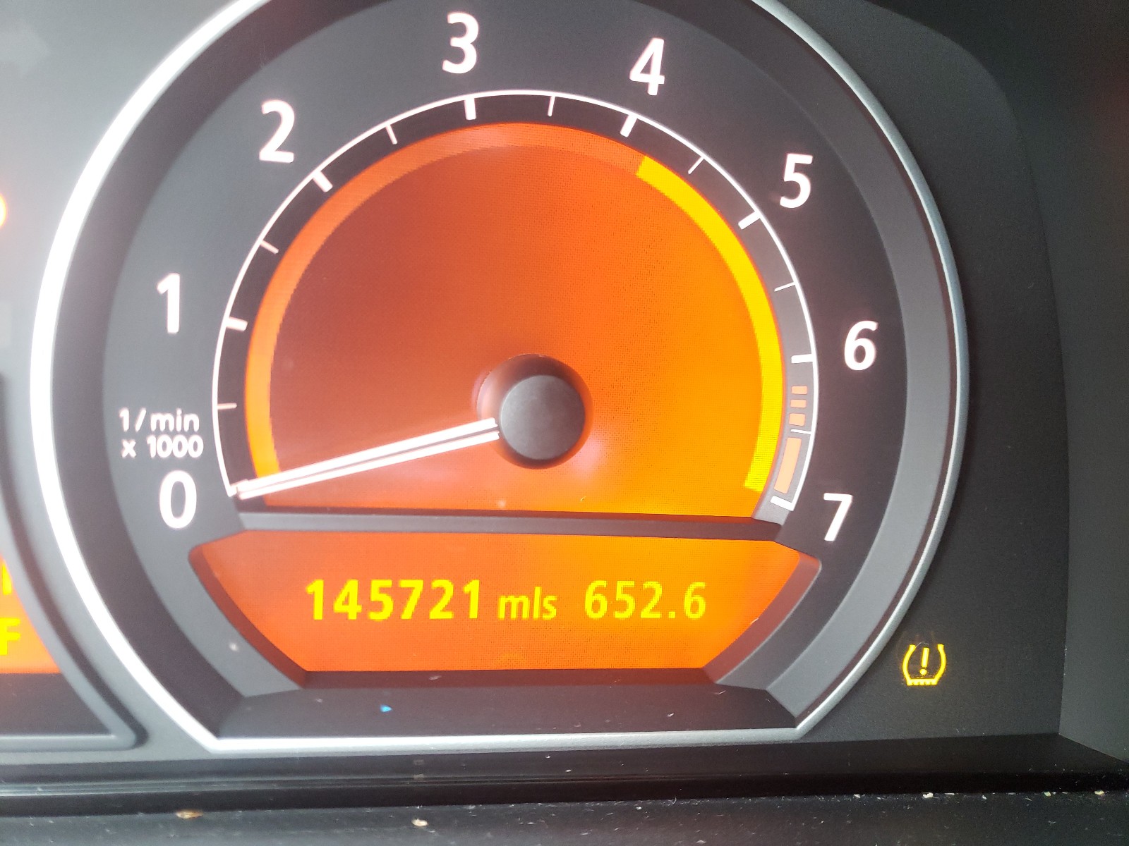 Photo 8 from auction – 2007 BMW 750I with VIN WBAHL83537DT07808