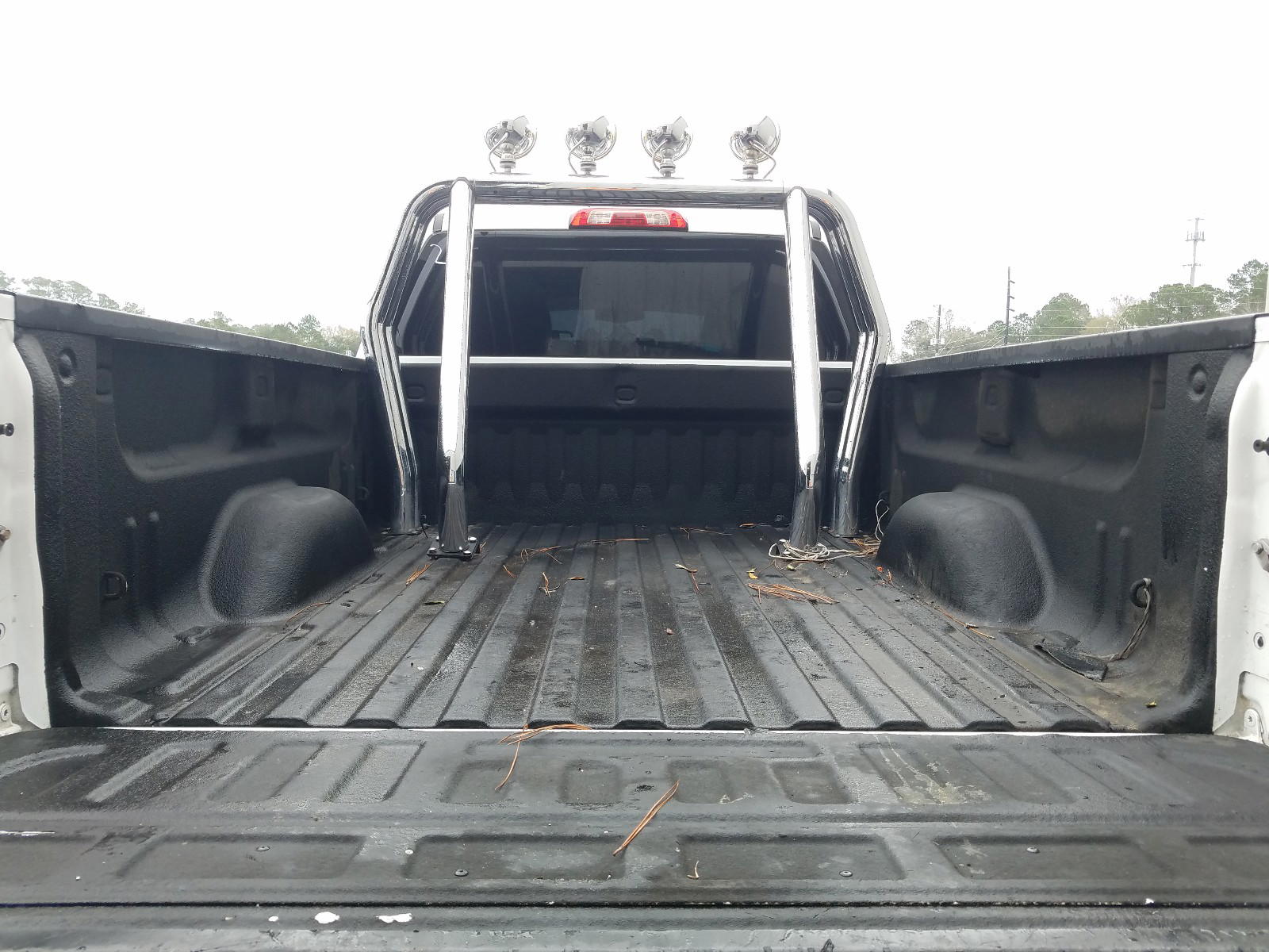 Photo 9 from auction – 2015 CHEVROLET SILVERADO with VIN 3GCUKREC8FG334347
