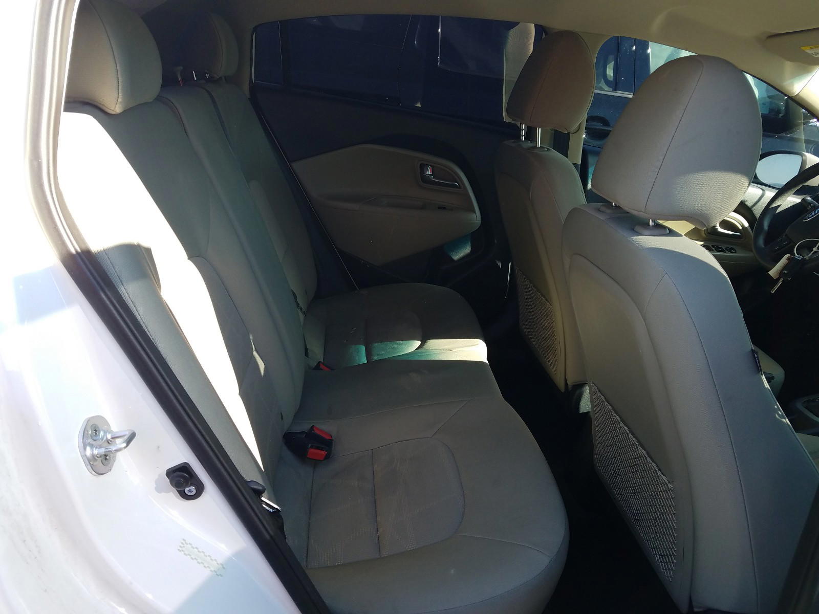 Photo 6 from auction – 2014 KIA RIO LX with VIN KNADM4A39E6393276