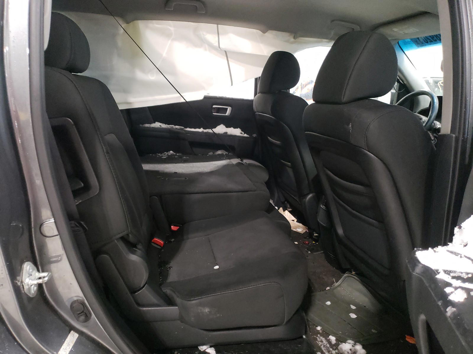 Photo 6 from auction – 2011 HONDA PILOT LX with VIN 5FNYF4H29BB055369