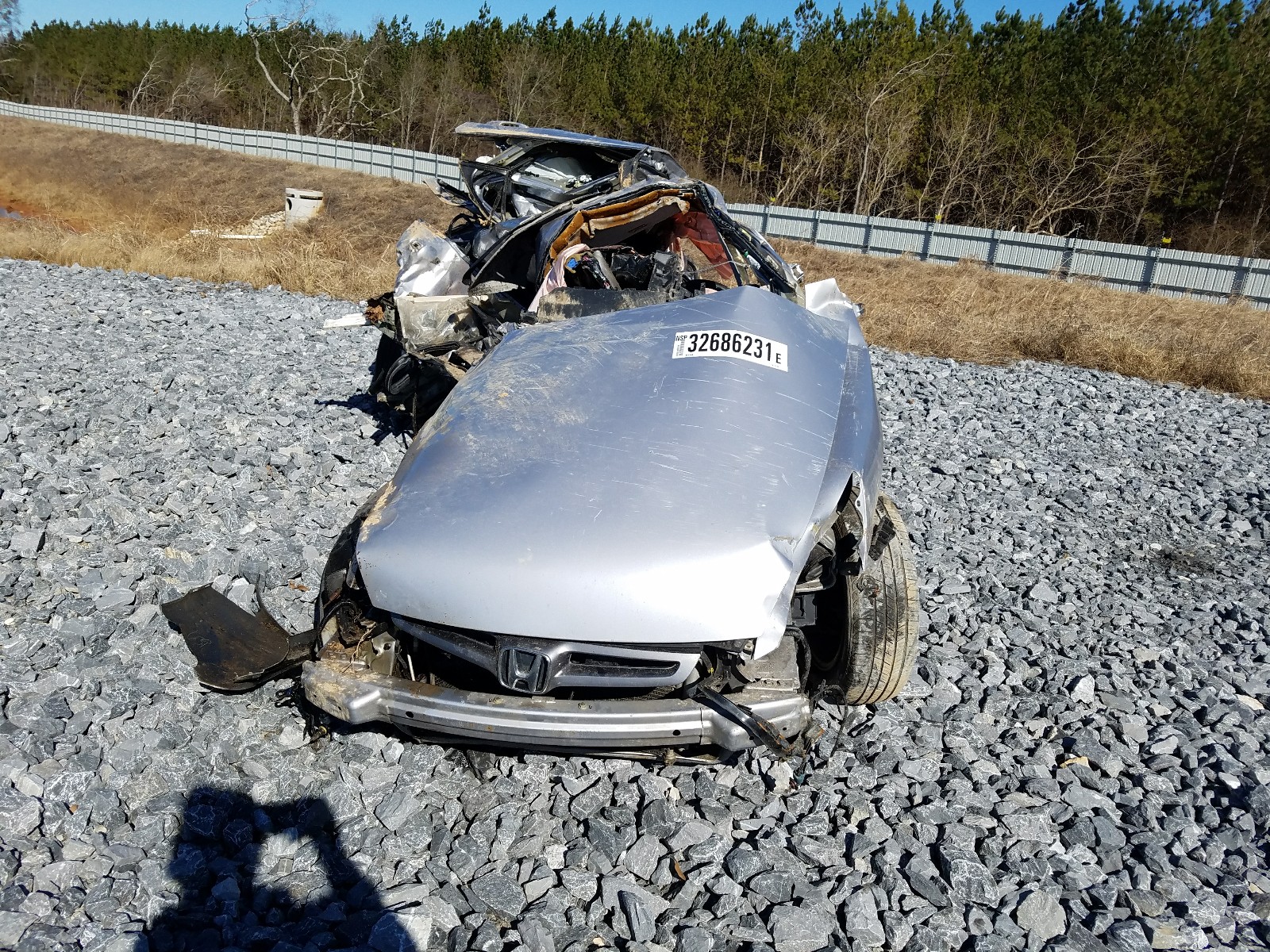 Photo 7 from auction – 2020 TOYOTA COROLLA LE with VIN 5YFEPRAE1LP083318