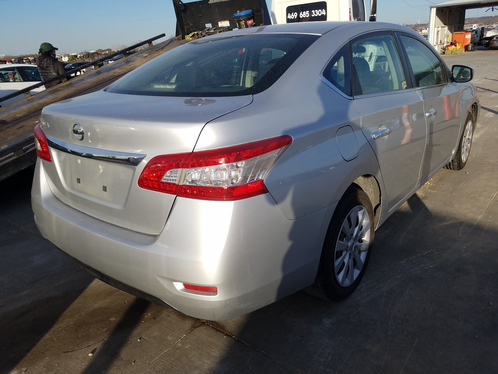 Photo 4 from auction – 2015 NISSAN SENTRA S with VIN 3N1AB7AP1FY342237