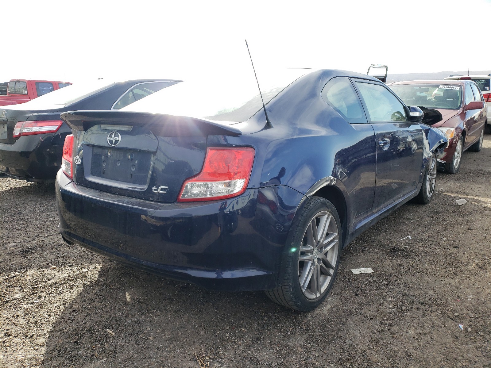 Photo 4 from auction – 2013 TOYOTA SCION TC with VIN JTKJF5C70D3057756