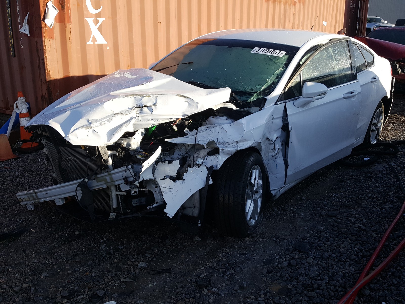 Photo 2 from auction – 2016 FORD FUSION SE with VIN 3FA6P0H7XGR298077