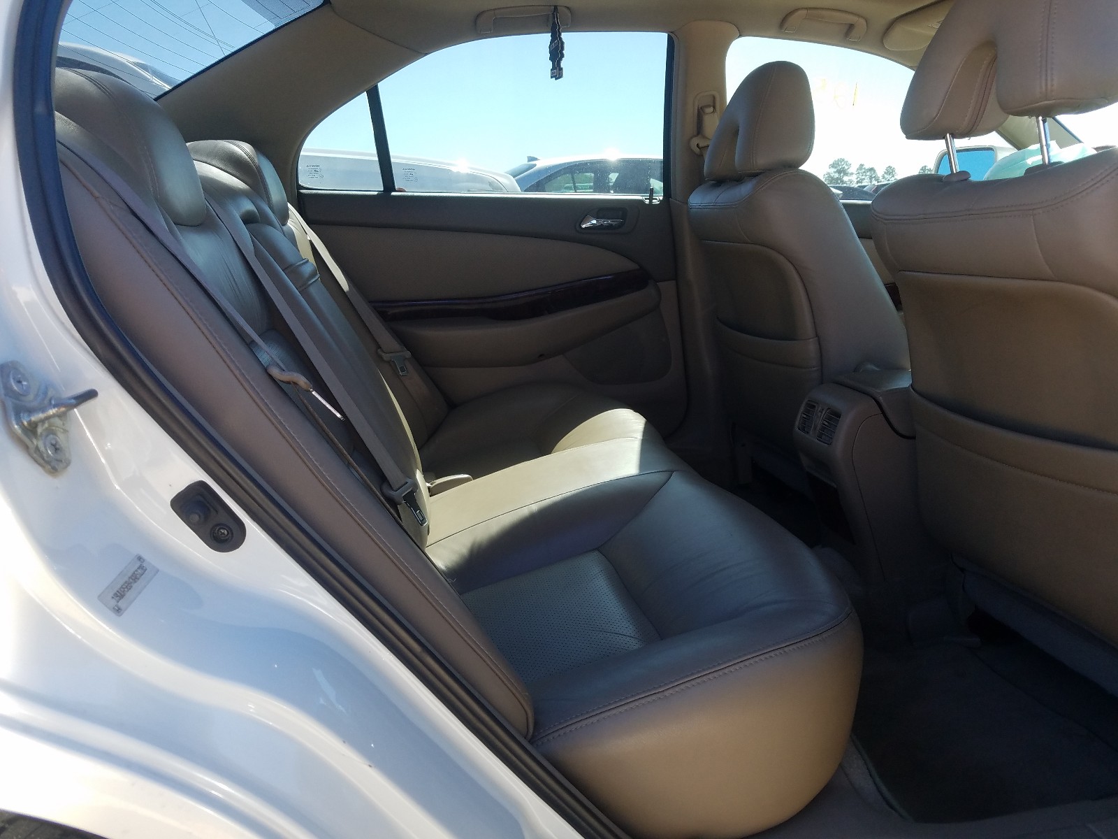 Photo 6 from auction – 2003 ACURA 3.2TL TYPE with VIN 19UUA56943A051289