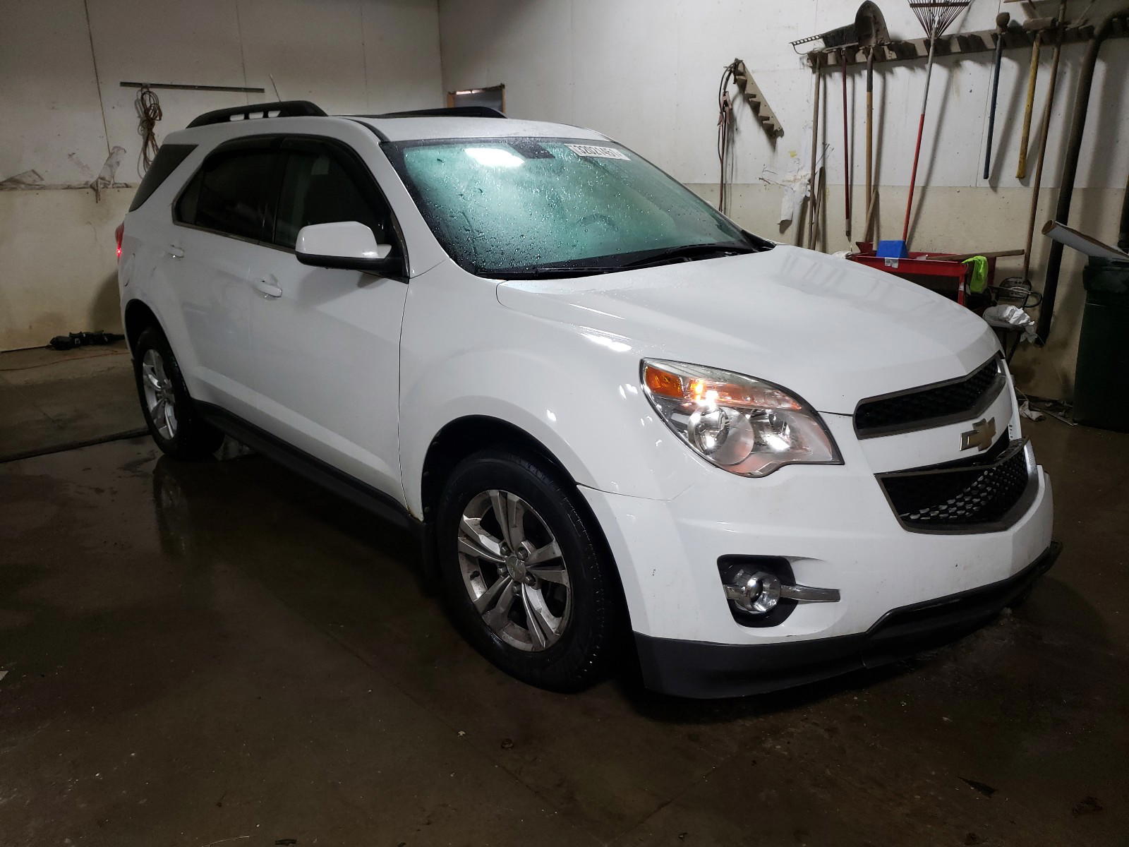 CHEVROLET EQUINOX LT 2011 with VIN 2GNALPEC6B1330439 - Photo from auction