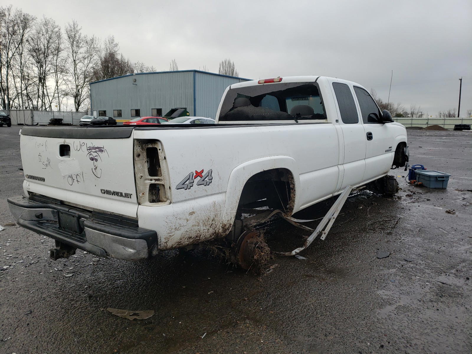 Photo 4 from auction – 2004 CHEVROLET SILVERADO with VIN 1GCHK29254E330481