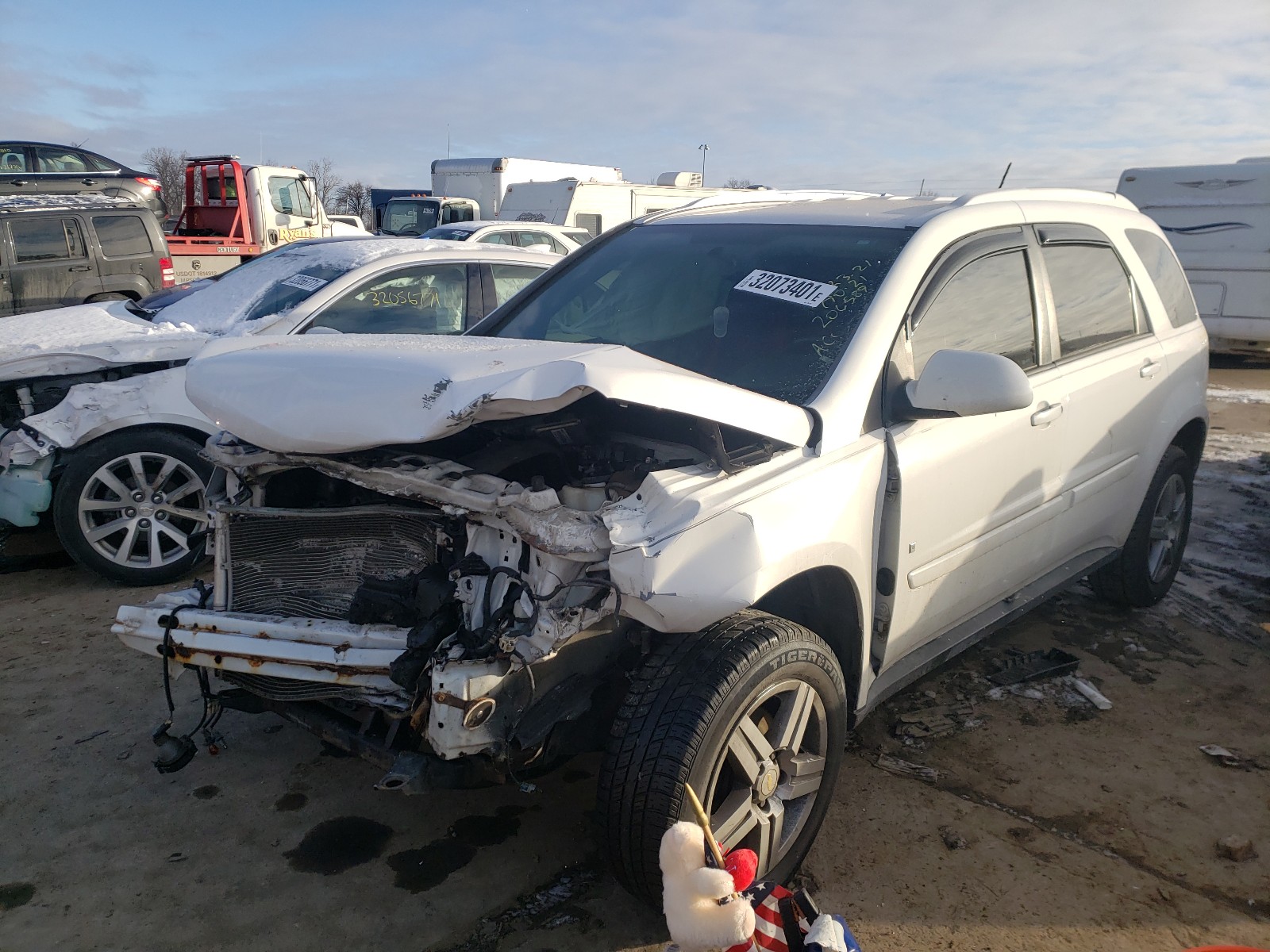 Photo 2 from auction – 2009 CHEVROLET EQUINOX LT with VIN 2CNDL53F896206589