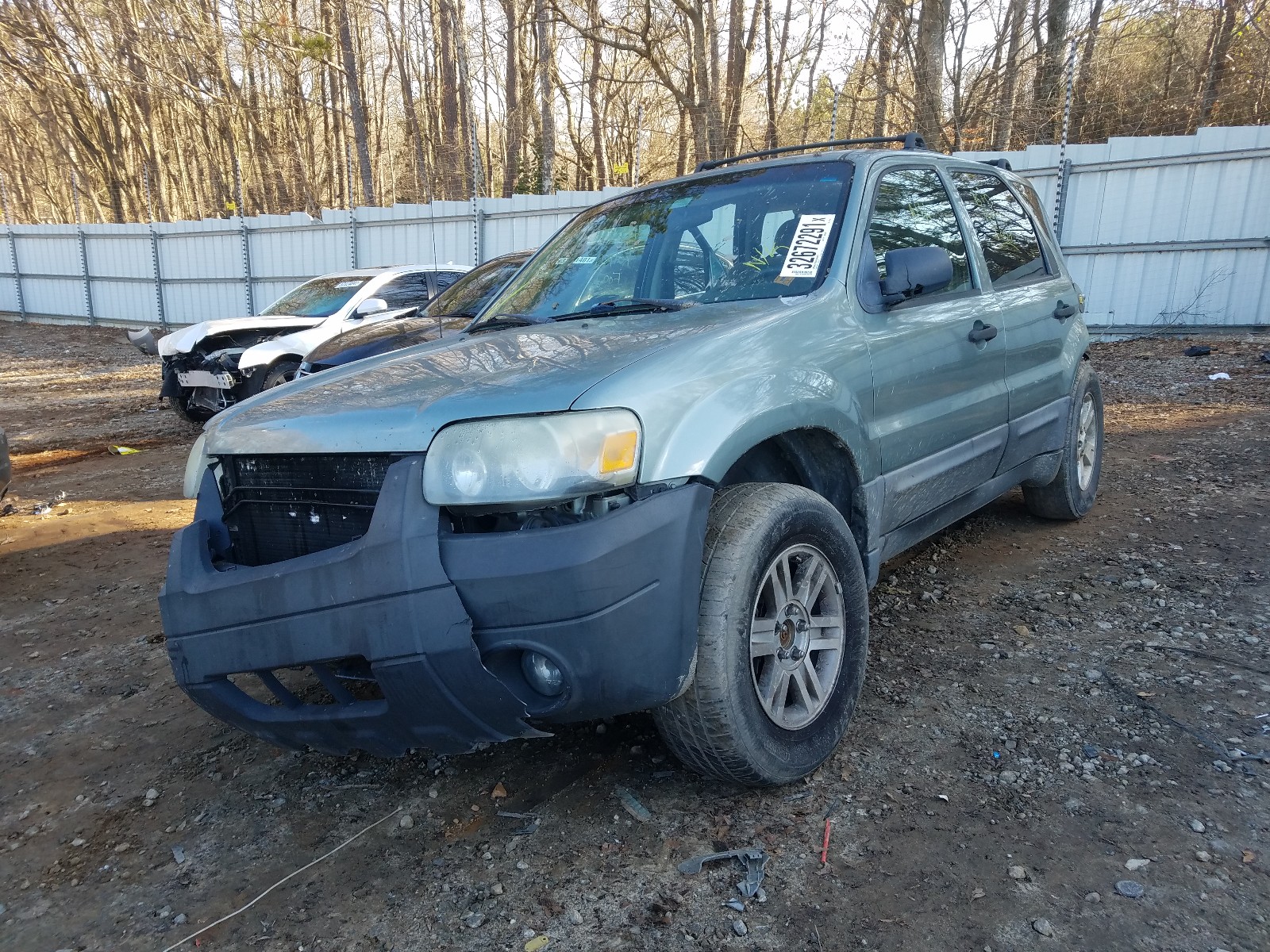 Photo 2 from auction – 2006 FORD ESCAPE XLT with VIN 1FMYU93136KA71525