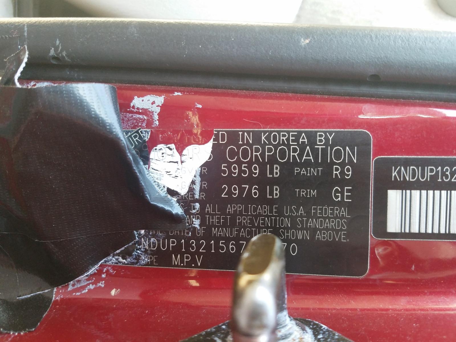 Photo 10 from auction – 2005 KIA SEDONA EX with VIN KNDUP132156716670