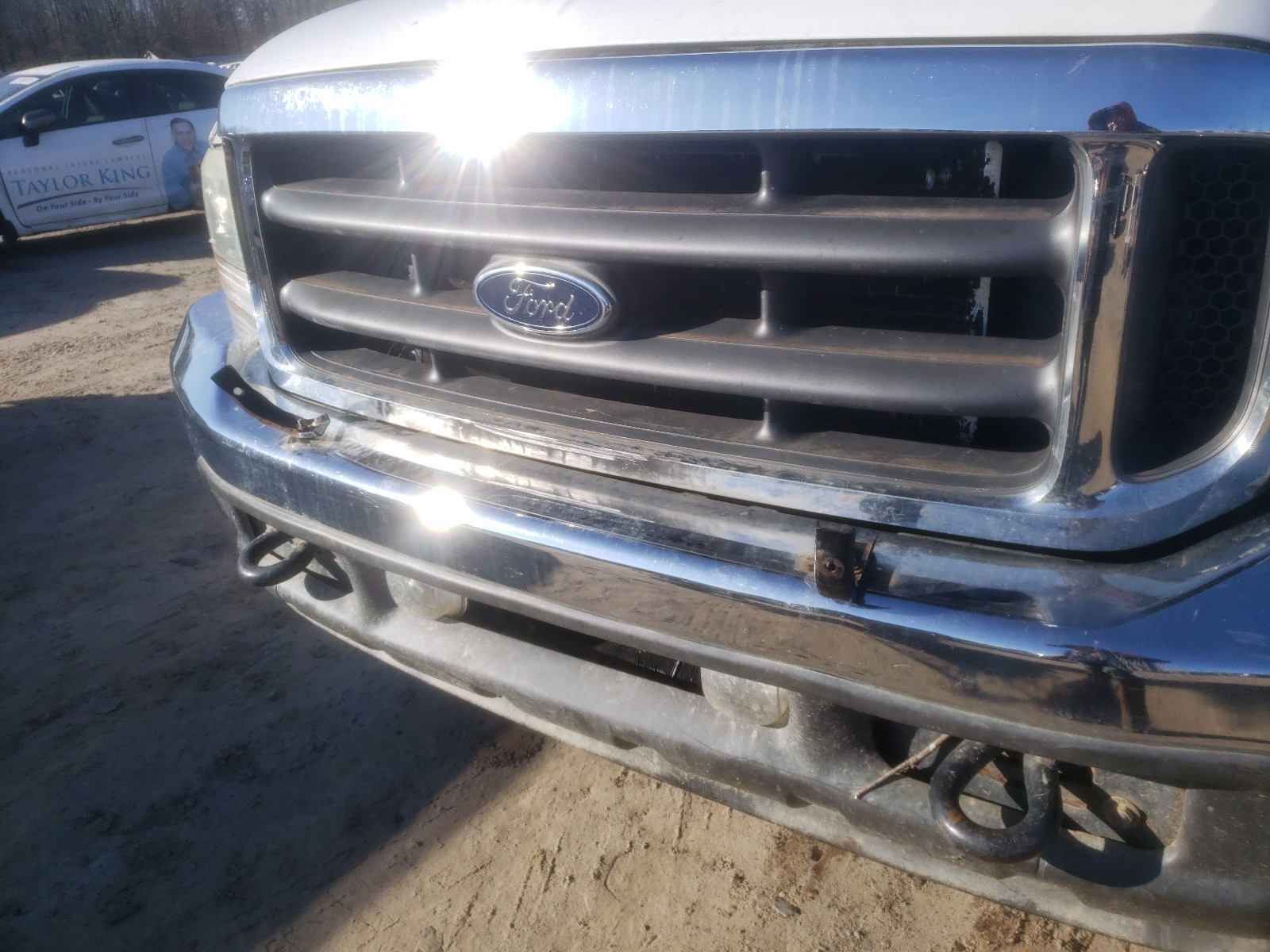 Photo 10 from auction – 2003 FORD F-250 with VIN 1FTNX21LX3EB73764