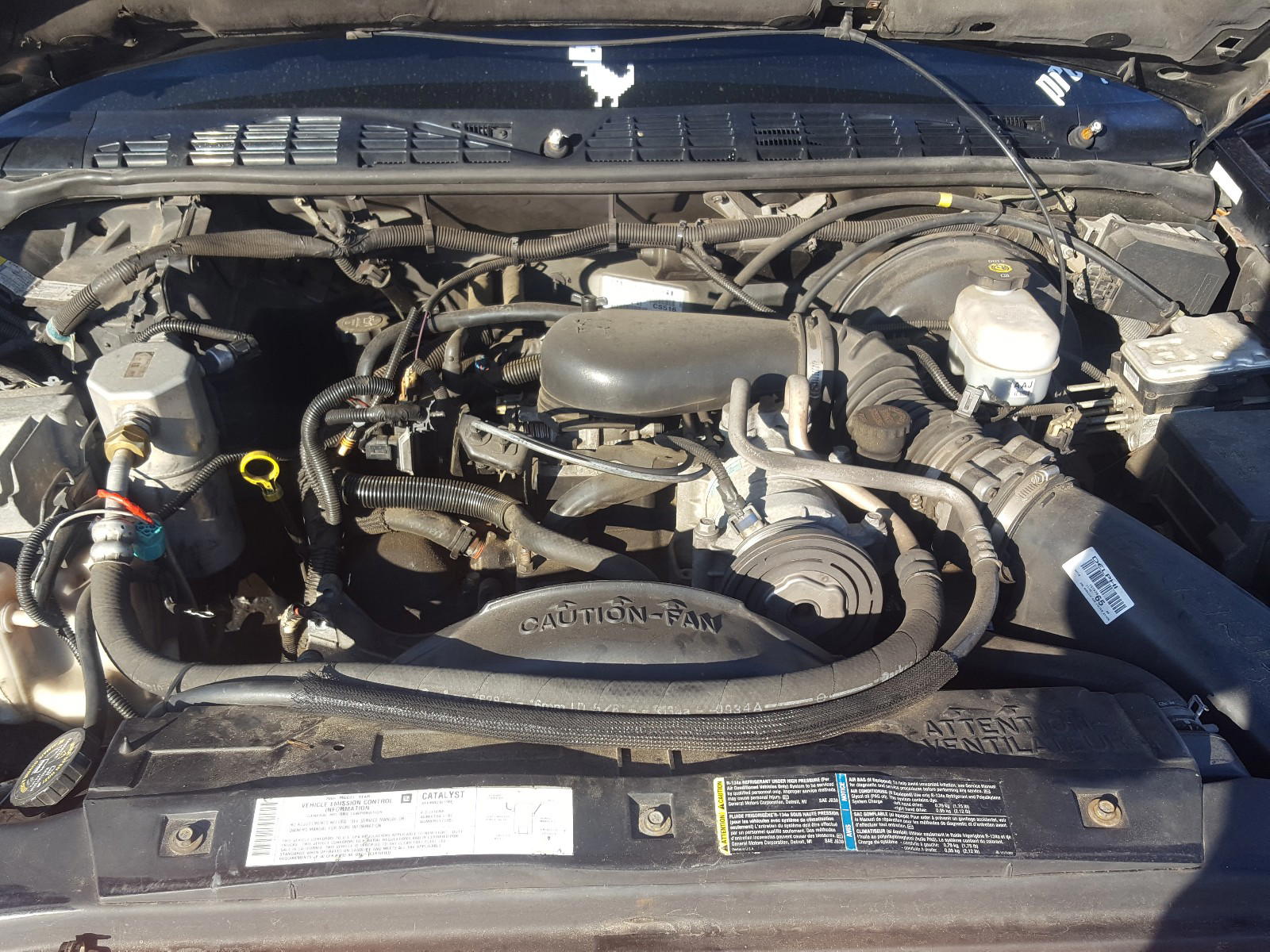 Photo 7 from auction – 2004 CHEVROLET BLAZER with VIN 1GNCS18X34K161894