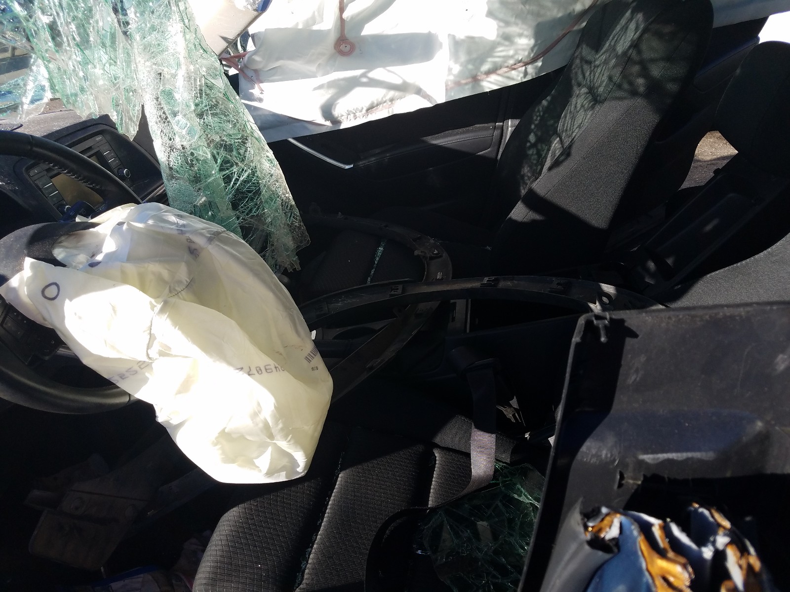 Zdjęcie 5 z aukcji – 2014 MAZDA CX-5 TOURI z VIN JM3KE2CY3E0410068
