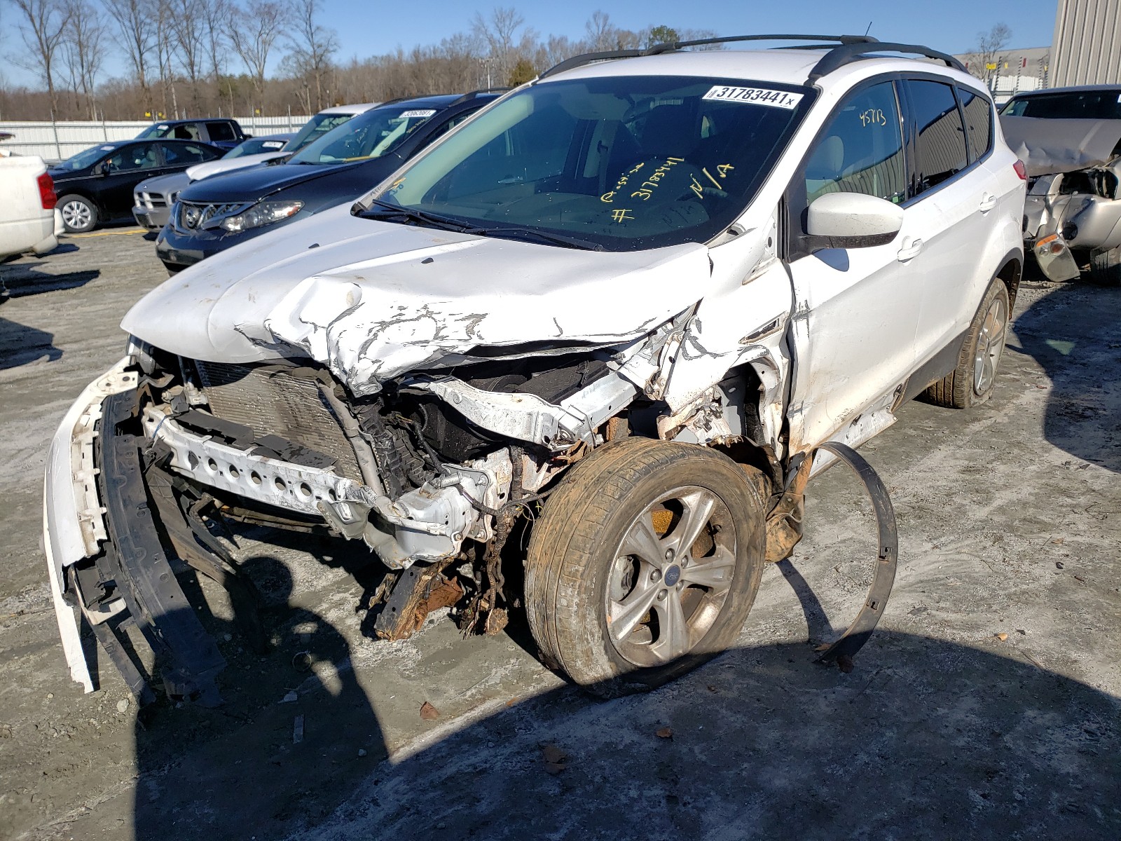 Photo 2 from auction – 2014 FORD ESCAPE SE with VIN 1FMCU0GX6EUB38559