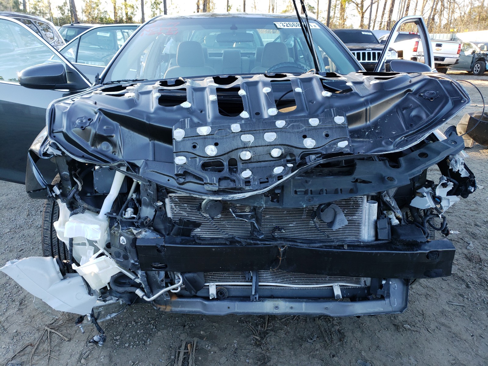Photo 7 from auction – 2013 TOYOTA CAMRY L with VIN 4T4BF1FK8DR283575