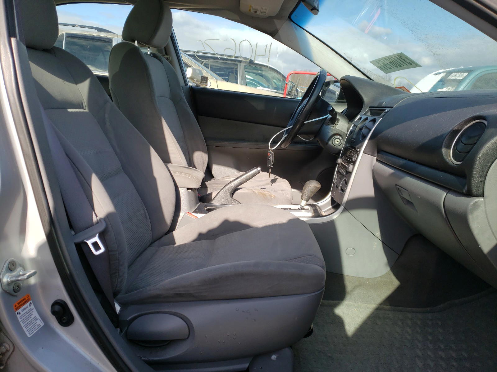 Photo 5 from auction – 2007 MAZDA MAZDA6 with VIN 1YVHP80C075M57289