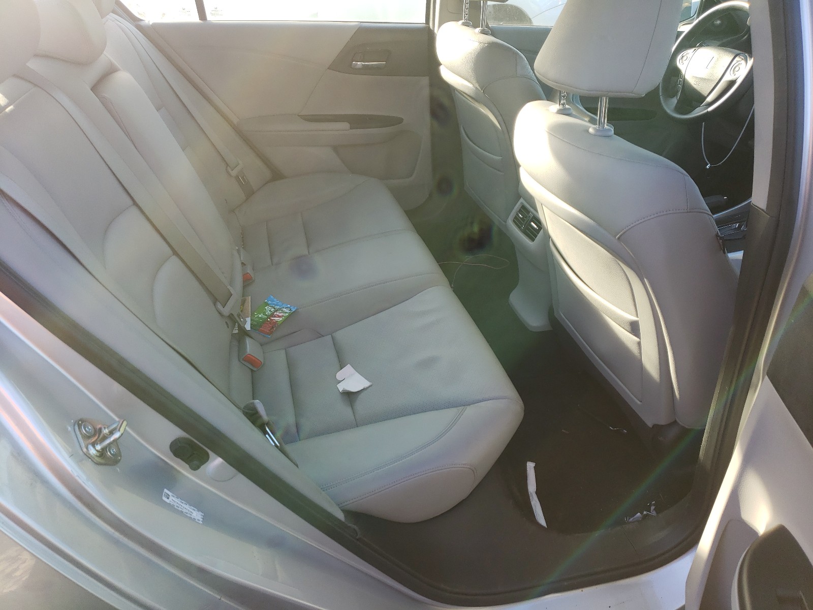 Photo 6 from auction – 2014 HONDA ACCORD with VIN 1HGCR2F87EA212361