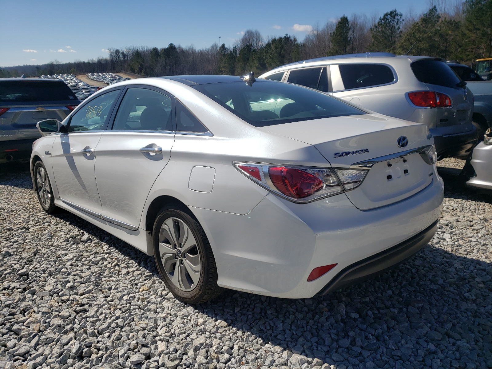 Photo 3 from auction – 2015 HYUNDAI SONATA HYB with VIN KMHEC4A4XFA125124
