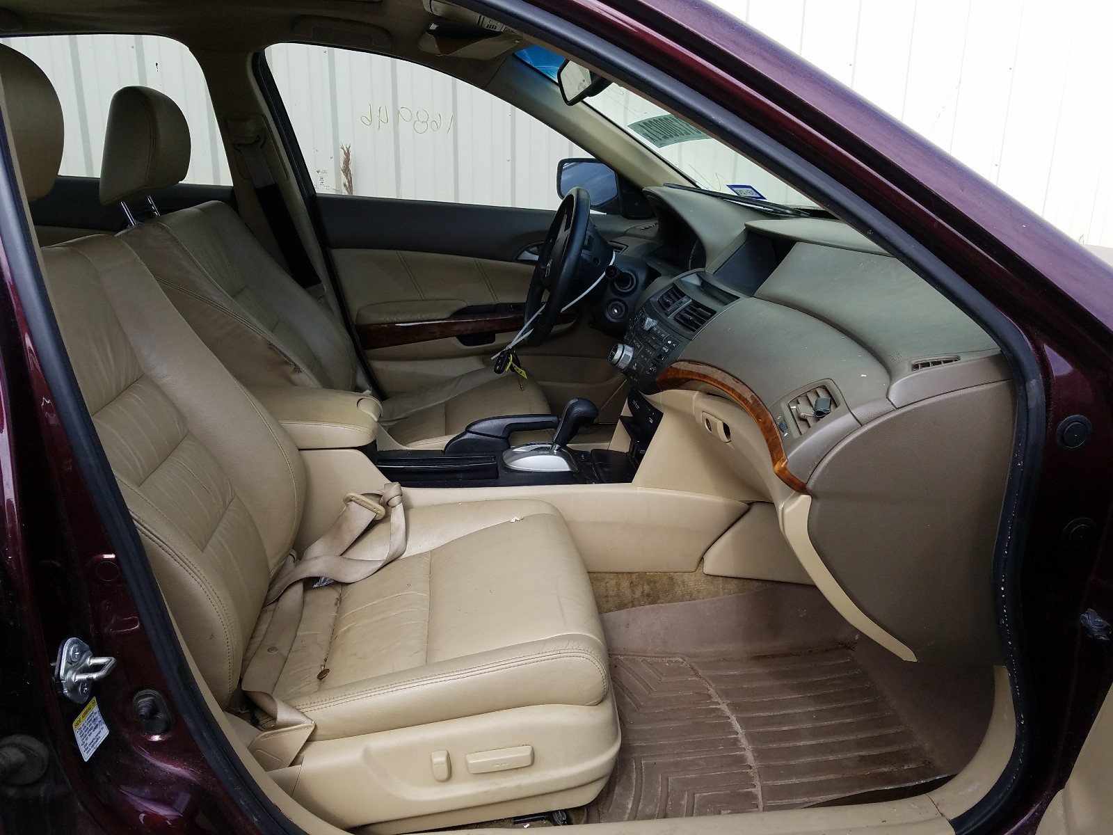 Photo 5 from auction – 2010 HONDA ACCORD EXL with VIN 5KBCP3F84AB015869