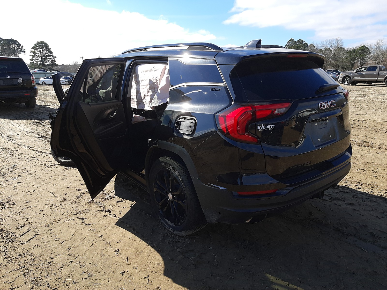 Photo 3 from auction – 2020 GMC TERRAIN SL with VIN 3GKALPEX0LL103120
