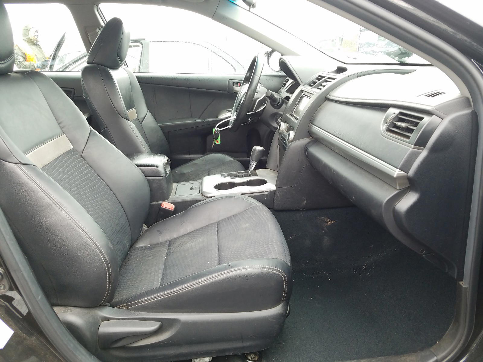 Photo 5 from auction – 2012 TOYOTA CAMRY BASE with VIN 4T1BF1FK1CU011913