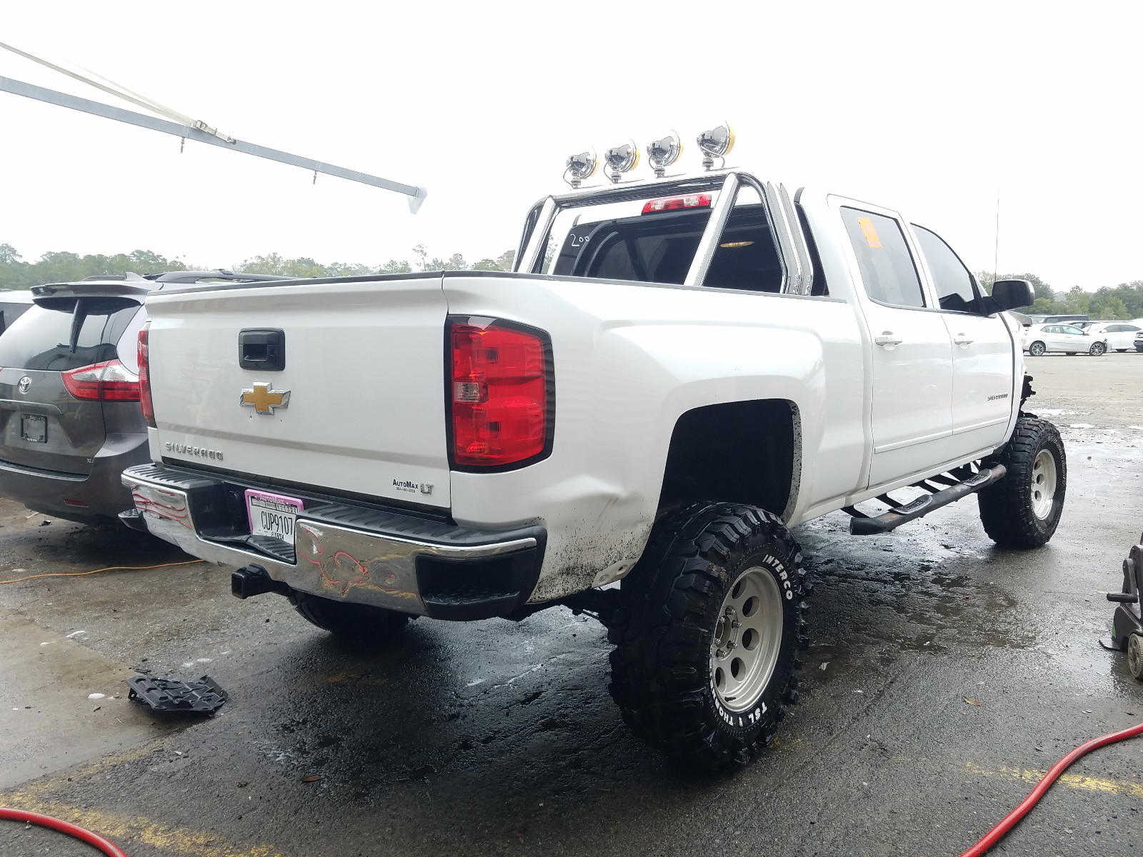 Photo 4 from auction – 2015 CHEVROLET SILVERADO with VIN 3GCUKREC8FG334347
