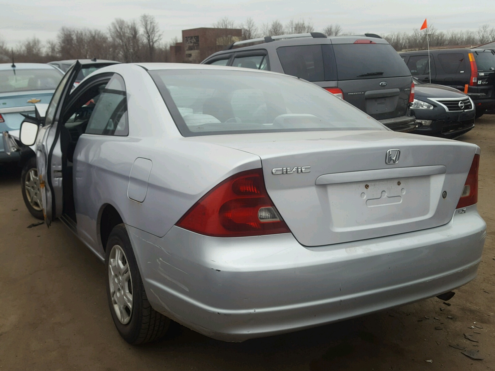 Photo 3 from auction – 2002 HONDA CIVIC LX with VIN 1HGEM22632L089296