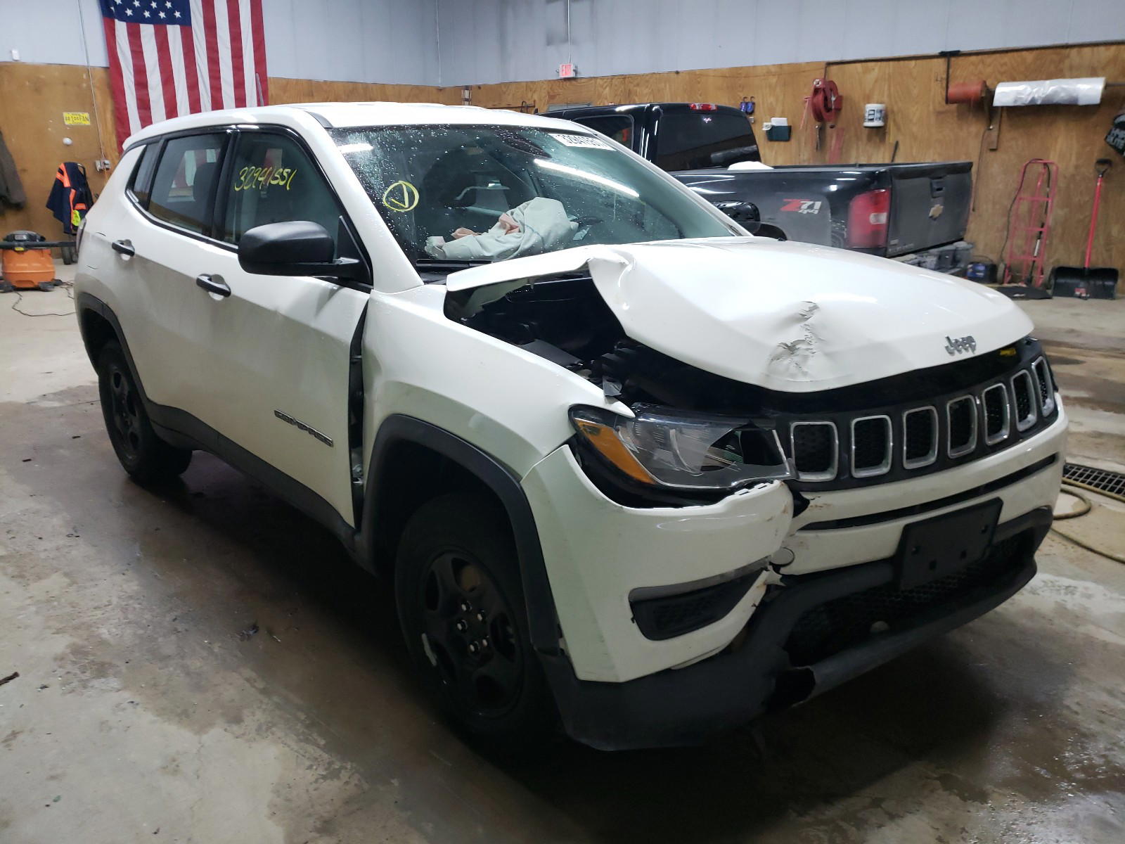 JEEP COMPASS SP 2019 with VIN 3C4NJDAB4KT849175 - Photo from auction