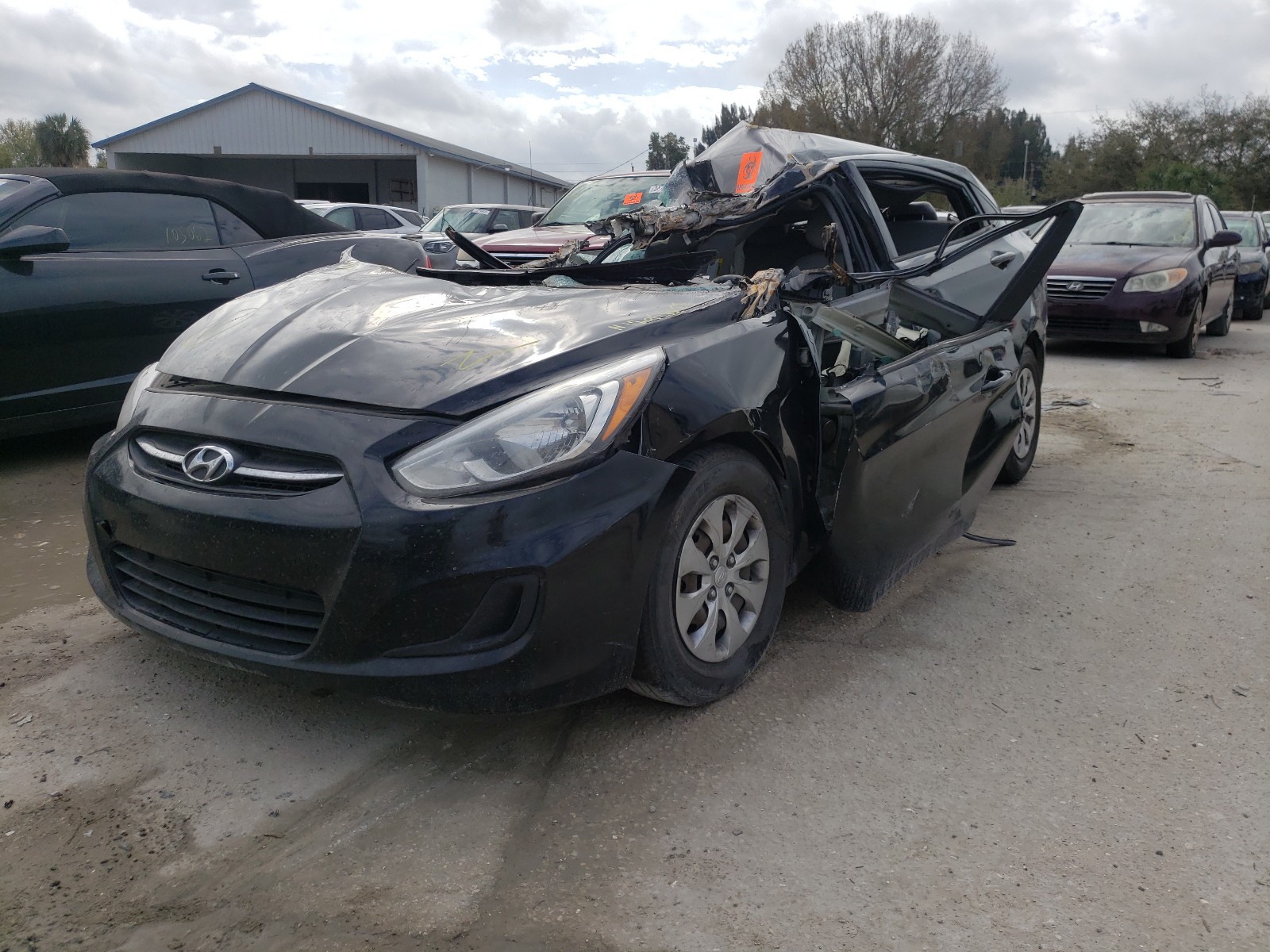 Photo 2 from auction – 2016 HYUNDAI ACCENT SE with VIN KMHCT4AE1GU094104