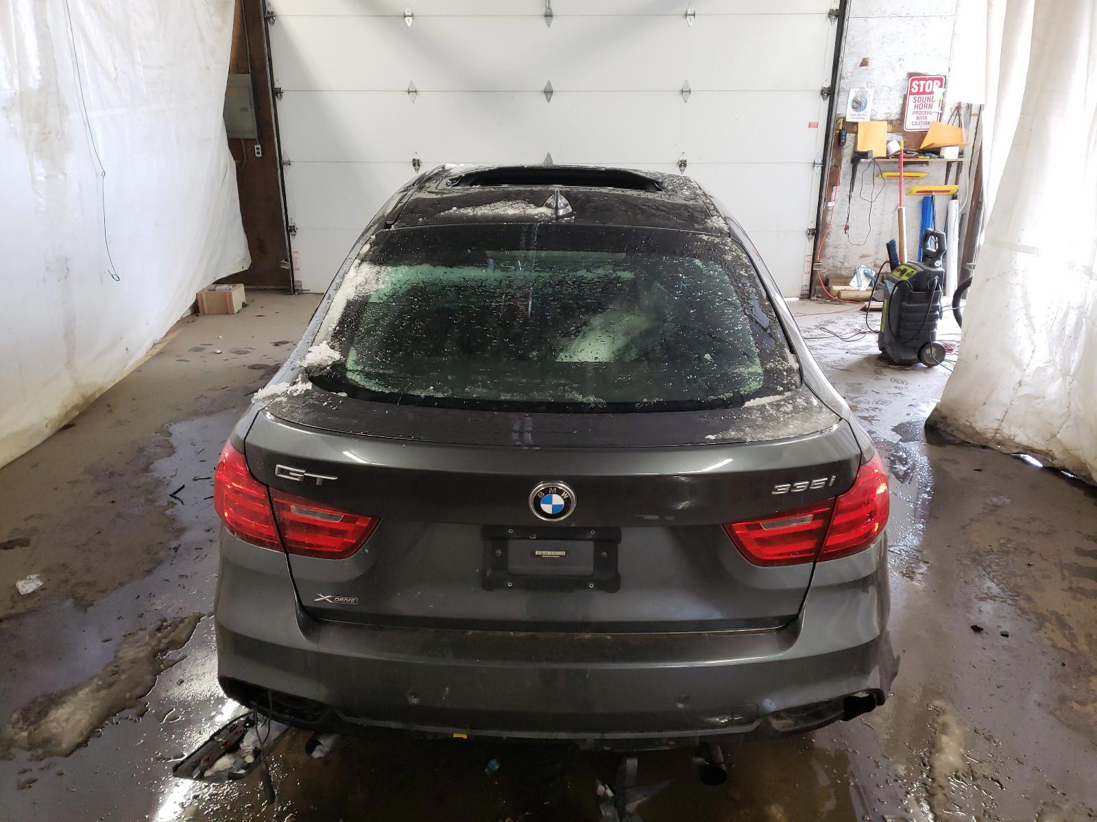 Photo 9 from auction – 2015 BMW 335 XIGT with VIN WBA3X9C54FD868909