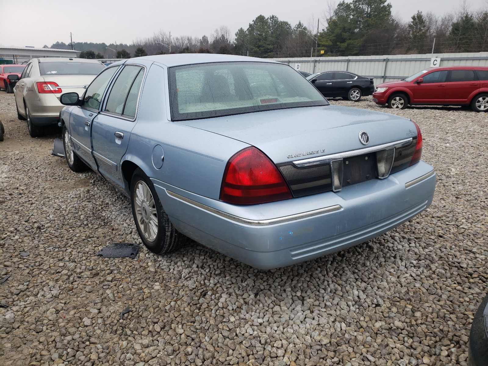 Photo 3 from auction – 2008 MERCURY GRAND MARQ with VIN 2MEFM75V28X645708